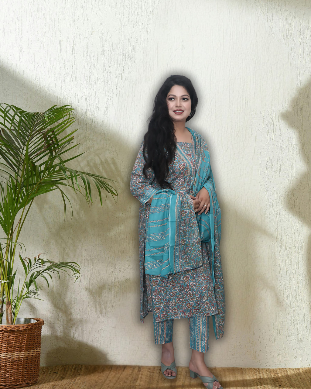 Woman Printed Kurta Set